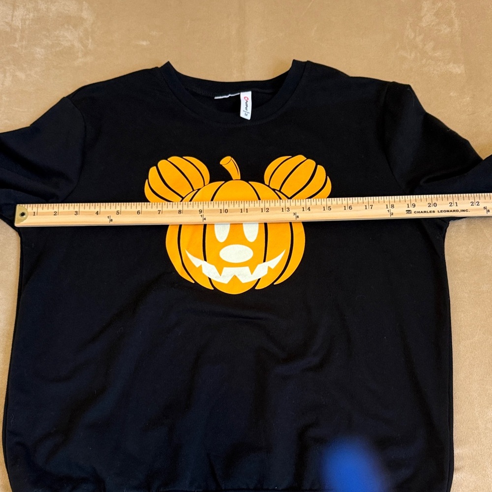 PatPat Black Top with Pumpkin Graphic Face Features Glow In The Dark Size M - Picture 7 of 11